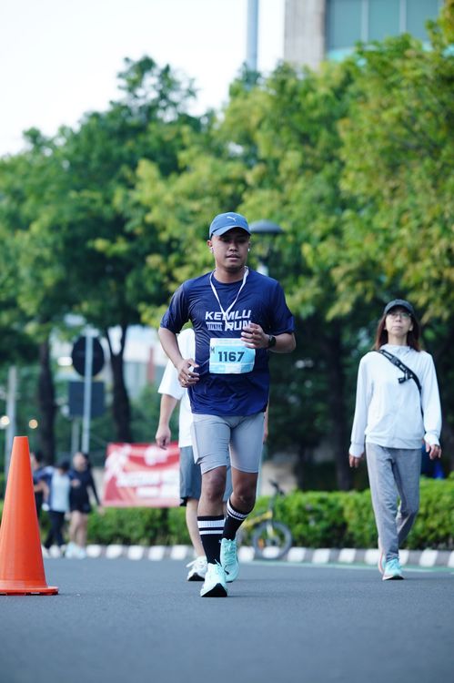 Race photo from KEMLU RUN 2025