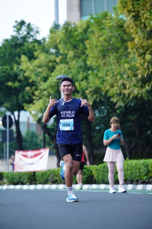 Race photo from KEMLU RUN 2025