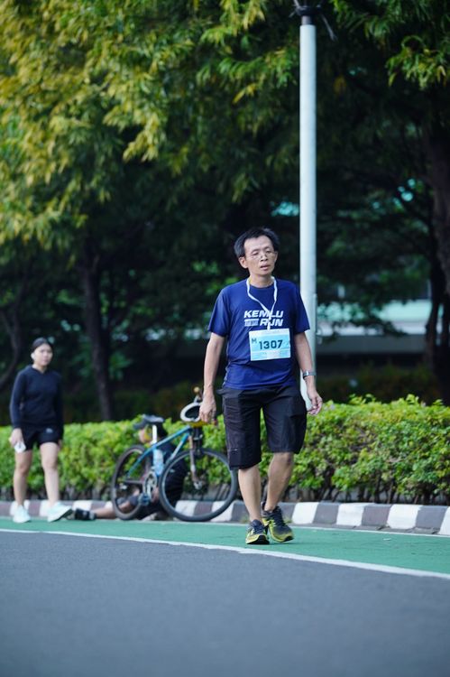 Race photo from KEMLU RUN 2025