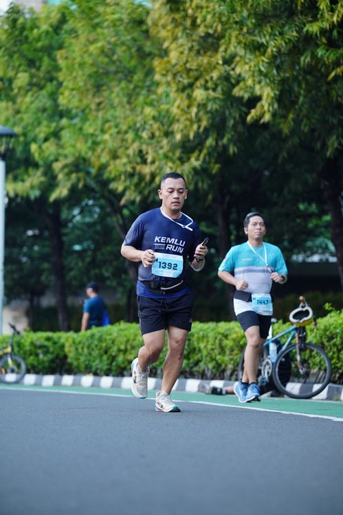 Race photo from KEMLU RUN 2025
