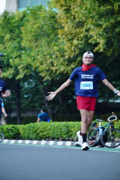 Race photo from KEMLU RUN 2025