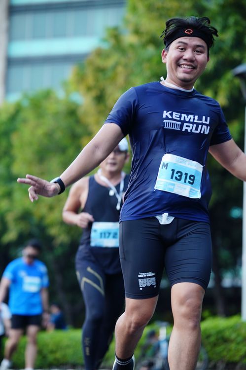 Race photo from KEMLU RUN 2025