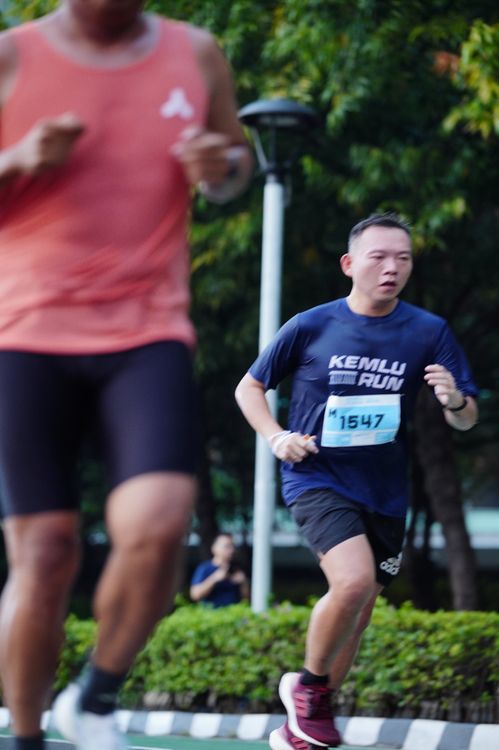 Race photo from KEMLU RUN 2025