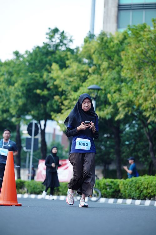 Race photo from KEMLU RUN 2025