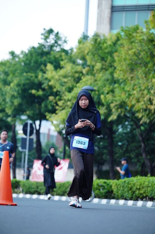 Race photo from KEMLU RUN 2025