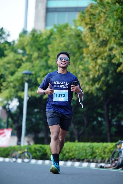 Race photo from KEMLU RUN 2025
