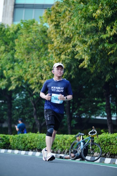 Race photo from KEMLU RUN 2025