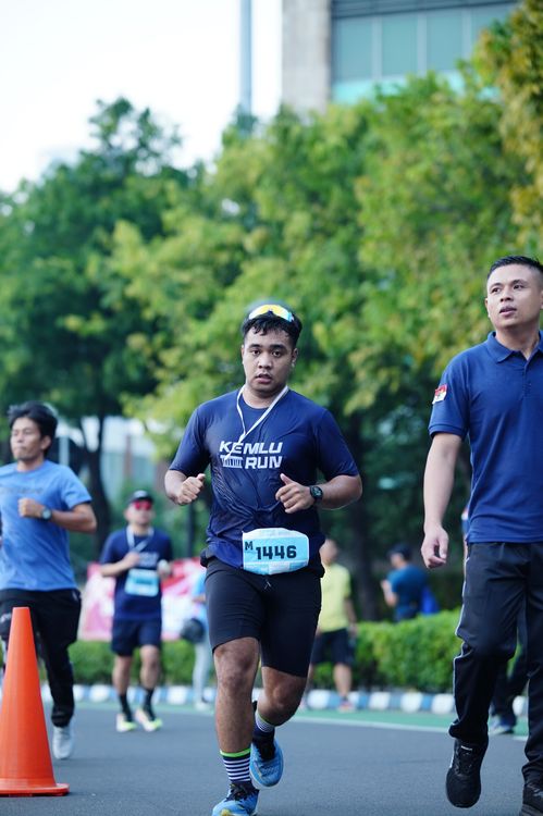 Race photo from KEMLU RUN 2025