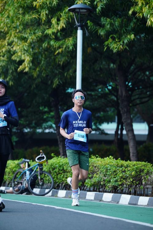 Race photo from KEMLU RUN 2025