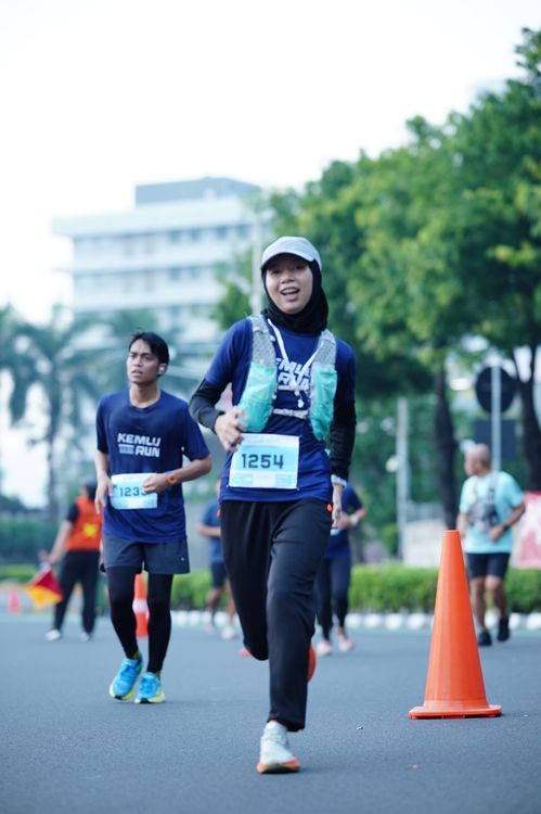 Race photo from KEMLU RUN 2025