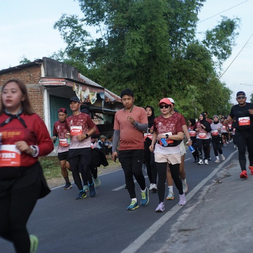 Race photo from KEDIRI HALF MARATHON 2026
