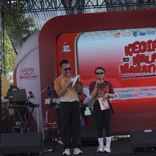 Race photo from KEDIRI HALF MARATHON 2026