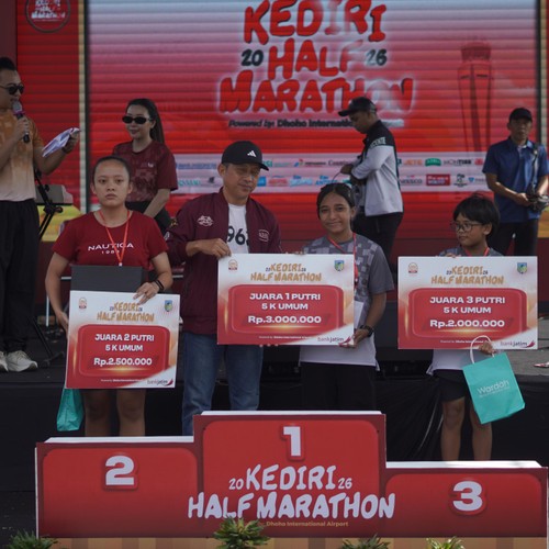 Race photo from KEDIRI HALF MARATHON 2026