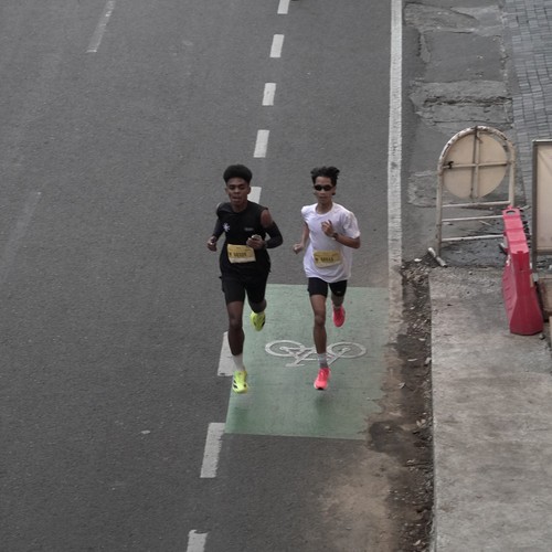 Race photo from Yumaju Berlebarun Besama ASICS
