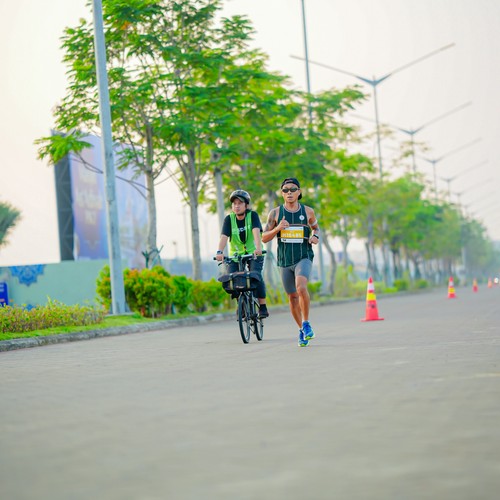 Race photo from YUK TRAVEL RUN