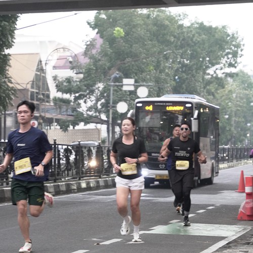Race photo from Yumaju Berlebarun Besama ASICS