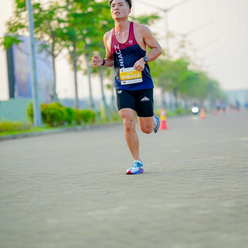 Race photo from YUK TRAVEL RUN
