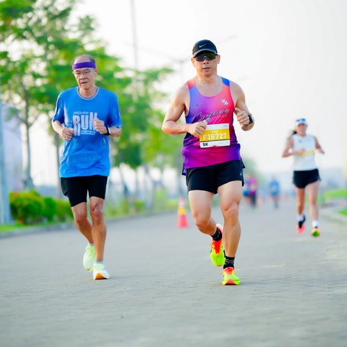 Race photo from YUK TRAVEL RUN