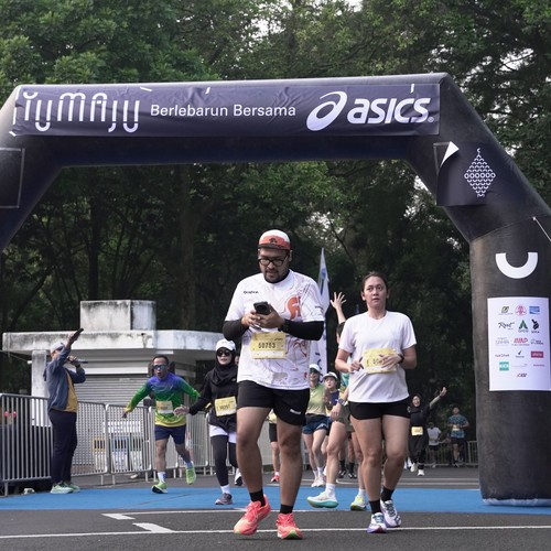 Race photo from Yumaju Berlebarun Besama ASICS