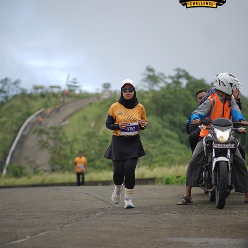 Race photo from KELUD VERTICAL CHALLENGE 2025