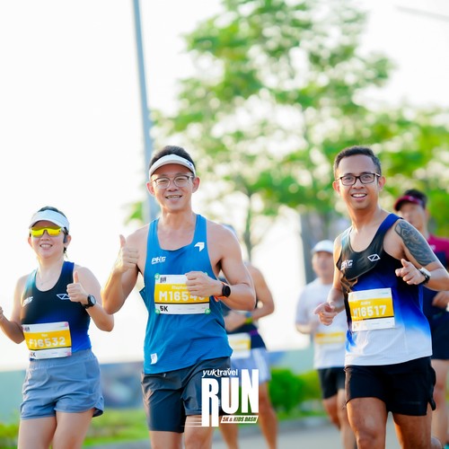 Race photo from YUK TRAVEL RUN