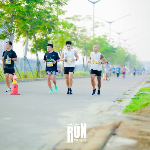 Race photo from YUK TRAVEL RUN
