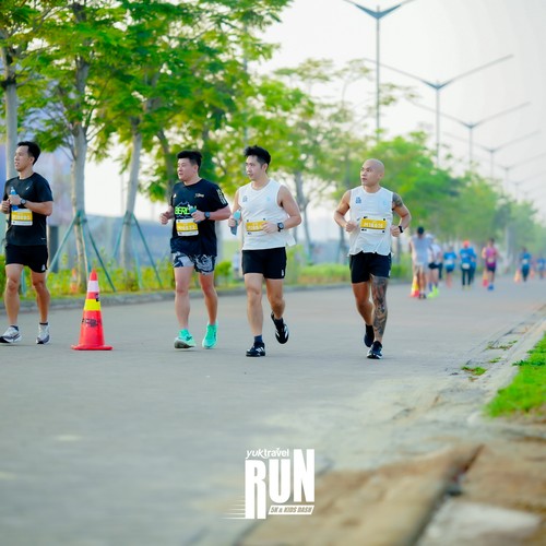 Race photo from YUK TRAVEL RUN