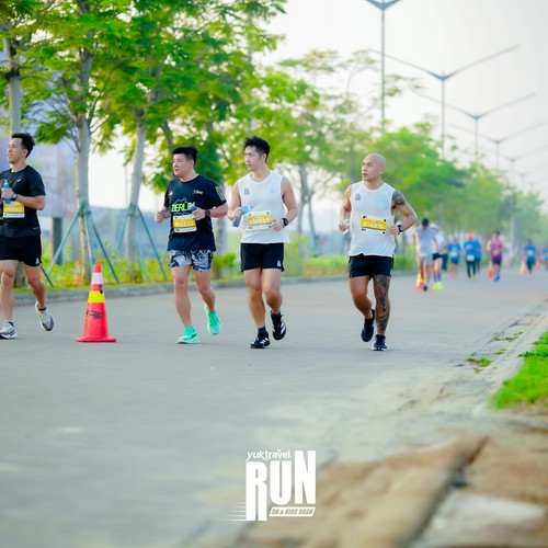 Race photo from YUK TRAVEL RUN
