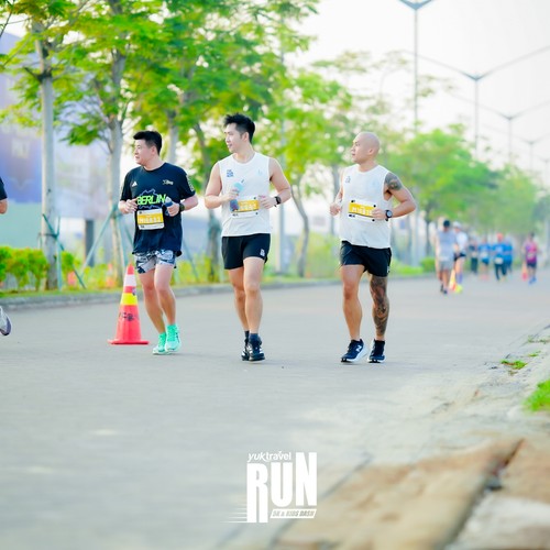 Race photo from YUK TRAVEL RUN