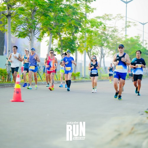 Race photo from YUK TRAVEL RUN