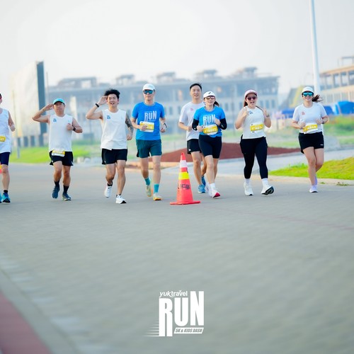 Race photo from YUK TRAVEL RUN