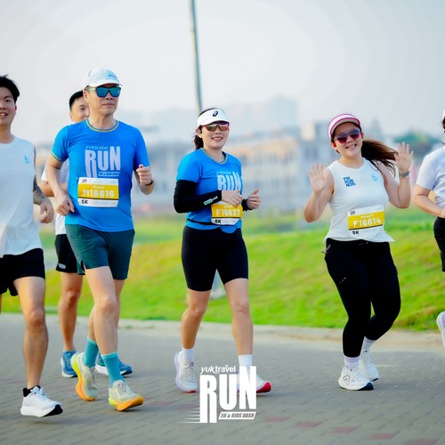 Race photo from YUK TRAVEL RUN