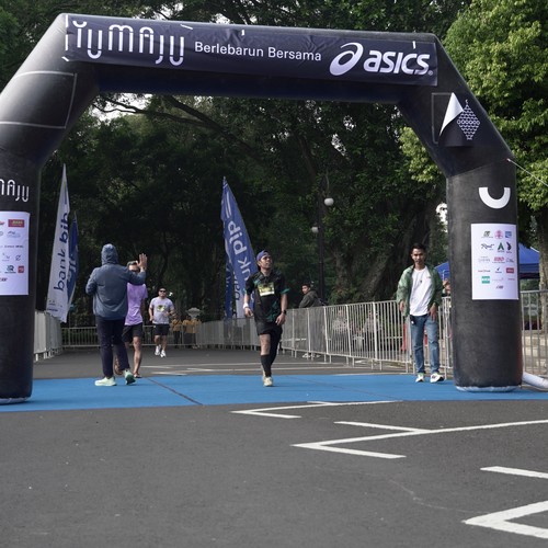 Race photo from Yumaju Berlebarun Besama ASICS