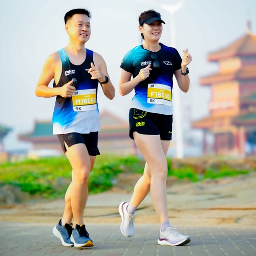 Race photo from YUK TRAVEL RUN