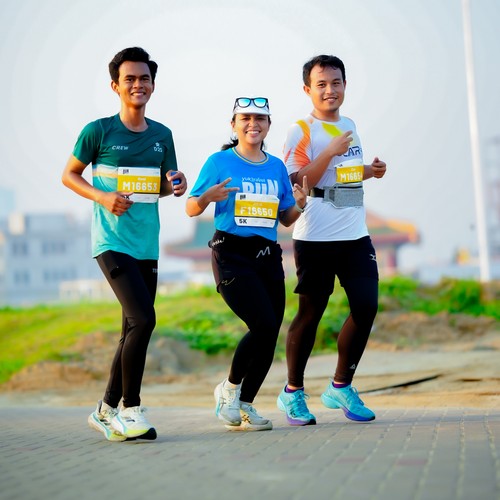 Race photo from YUK TRAVEL RUN