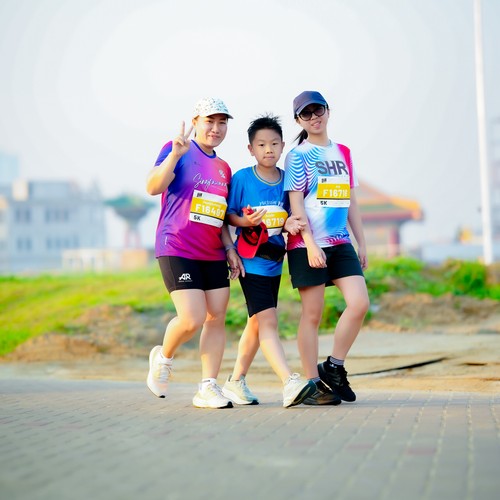 Race photo from YUK TRAVEL RUN