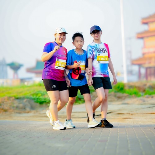 Race photo from YUK TRAVEL RUN