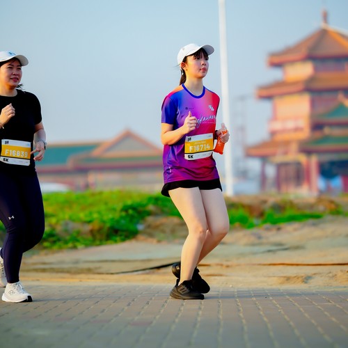 Race photo from YUK TRAVEL RUN