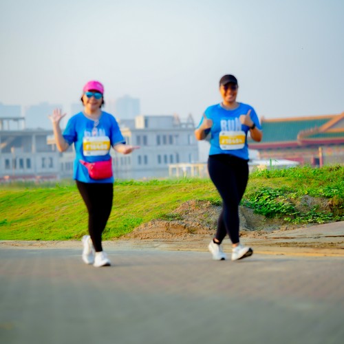 Race photo from YUK TRAVEL RUN