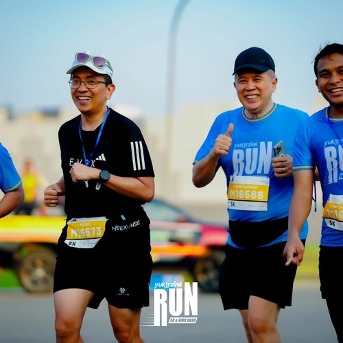 Race photo from YUK TRAVEL RUN