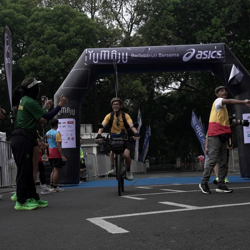 Race photo from Yumaju Berlebarun Besama ASICS