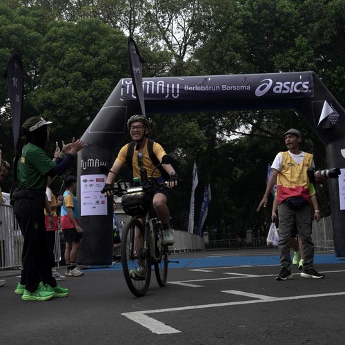 Race photo from Yumaju Berlebarun Besama ASICS