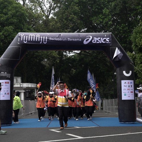 Race photo from Yumaju Berlebarun Besama ASICS
