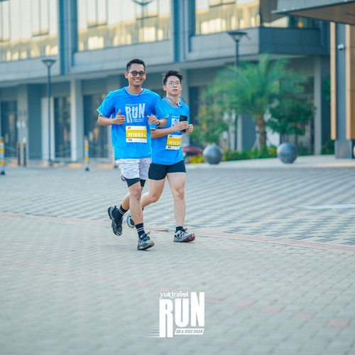 Race photo from YUK TRAVEL RUN