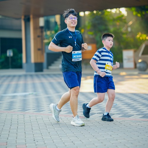 Race photo from YUK TRAVEL RUN