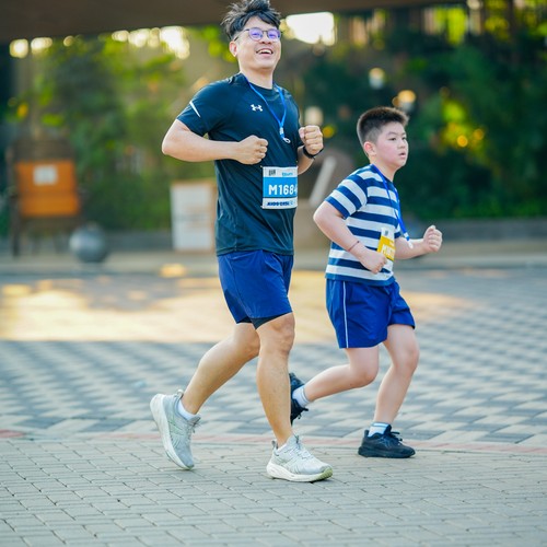 Race photo from YUK TRAVEL RUN