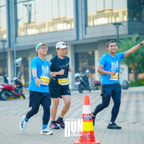 Race photo from YUK TRAVEL RUN