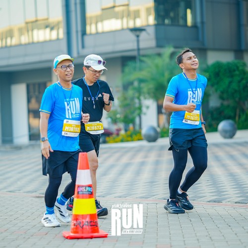 Race photo from YUK TRAVEL RUN