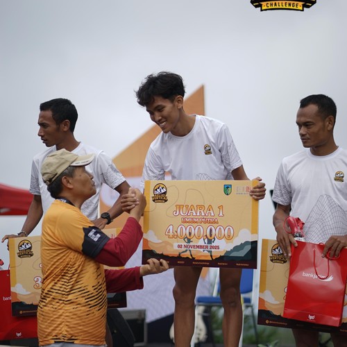 Race photo from KELUD VERTICAL CHALLENGE 2025