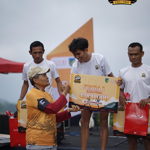 Race photo from KELUD VERTICAL CHALLENGE 2025